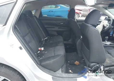 2017 Nissan Altima 2.5 S z USA, uszkodzony, nr VIN 1N4AL3APXHN360969